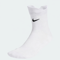 1 White Nike Runx Socks