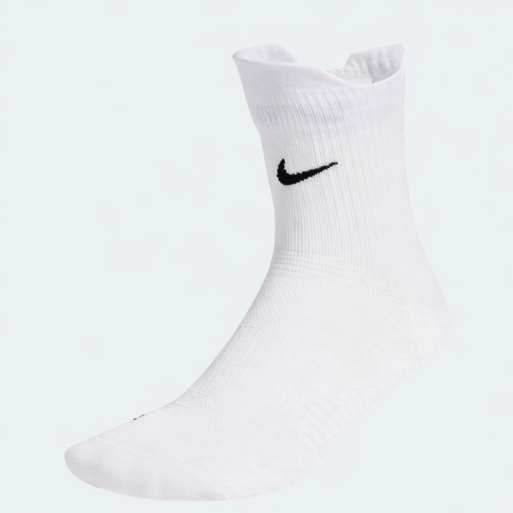 1 White Nike Runx Socks