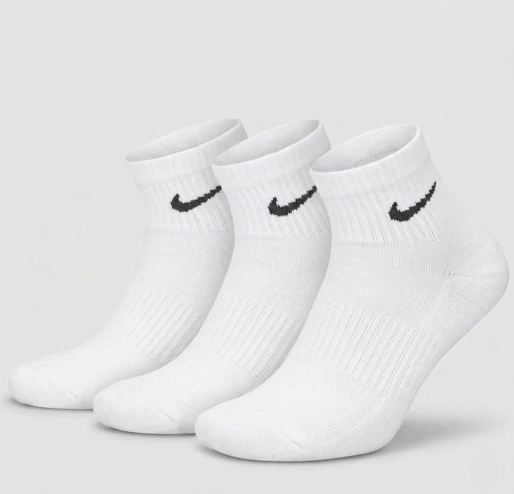 3 White Nike Bandle