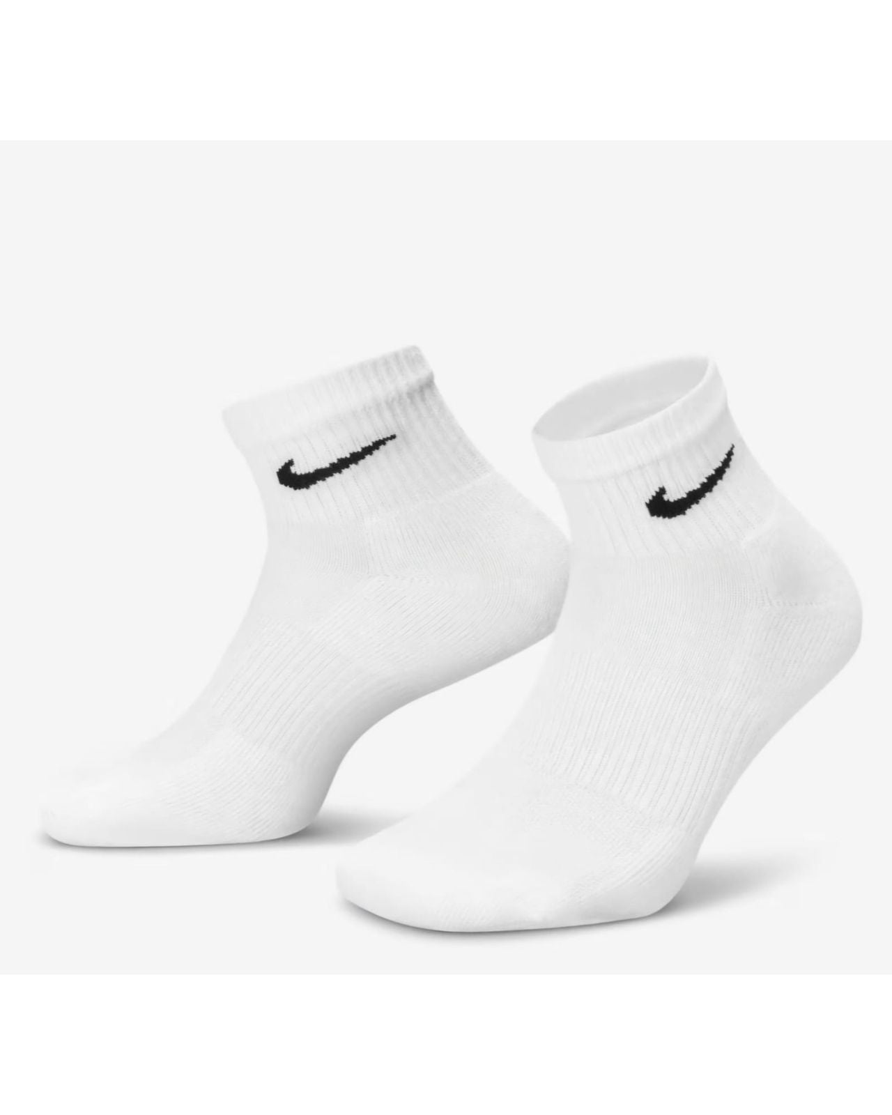 White Nike Ankle Socks